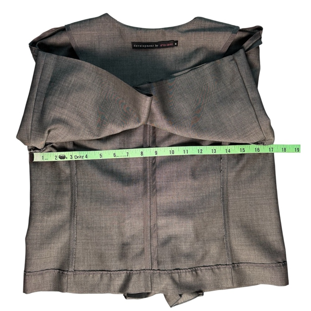 Gray Ruffled Wool Viscose Button-Up Jacket. Size 2 - image 5